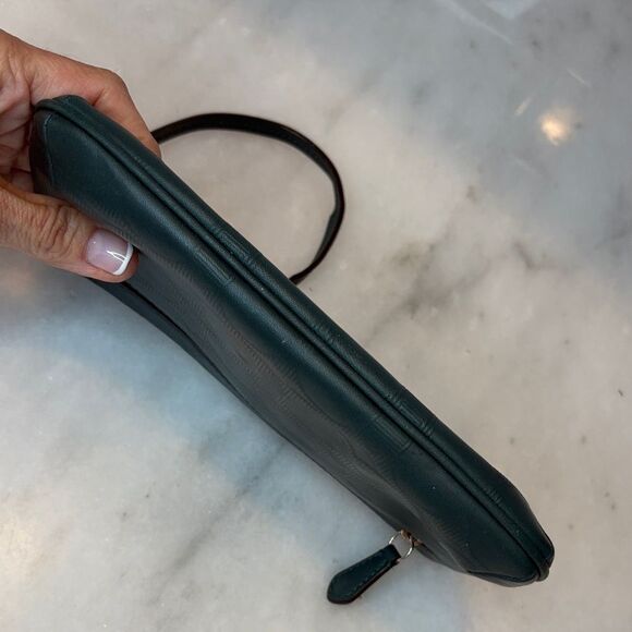 Coach Embossed Signature Logo Leather XL Wristlet Clutch Bag HTF - Picture 8 of 16